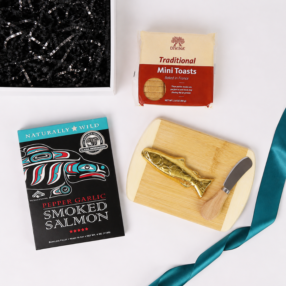 smoked pepper garlic salmon, mini toast chocolate salmon, serving board and spreading knife gift set